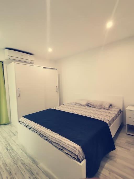 Lovely Two Bedrooms Apartment. Flic en Flac Екстер'єр фото